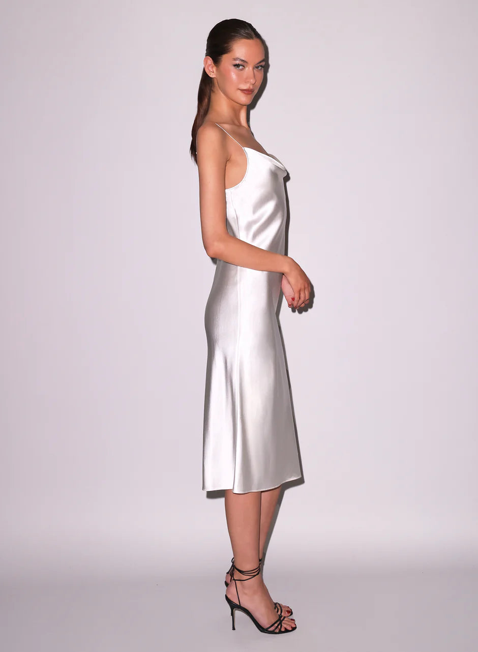 Carol - Vestido lencero con cuello vuelto